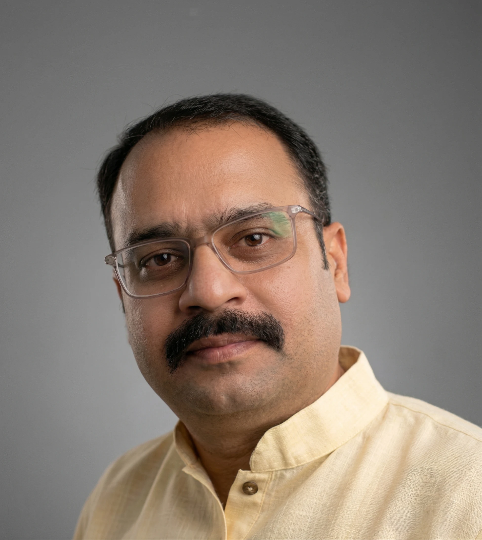 Mr. Varad Vishnu Desai